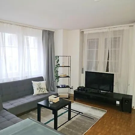 5-mins Walk To Main Station - Center Zurich