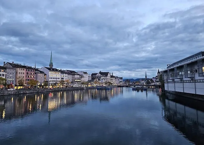 Daire 5-mins Walk To Main Station - Center *